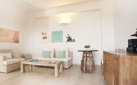 Allure Suites